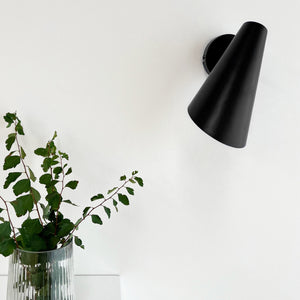 Cale Væglampe - Sort