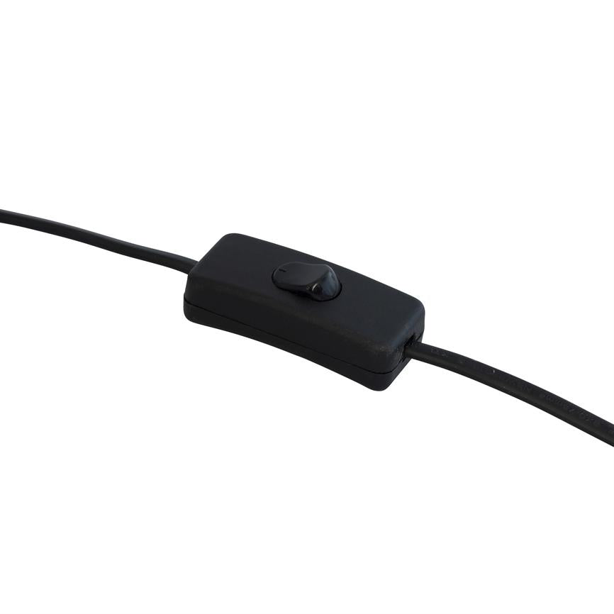 Sort inline-kontakt på et ledningssæt, hvor en lille vippeafbryder trykkes; placeret skråt mod en ensartet hvid baggrund, brugt til tænd/sluk af lamper eller små apparater.