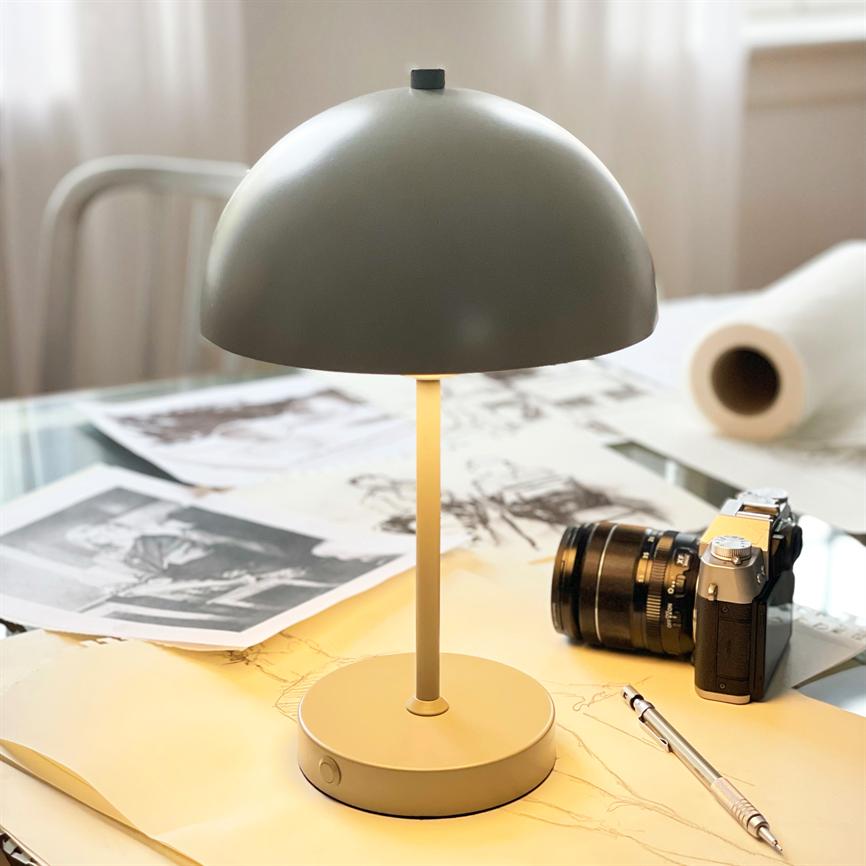 Stockholm LED Genopladelig Bordlampe V. 2.0 - Cool grey
