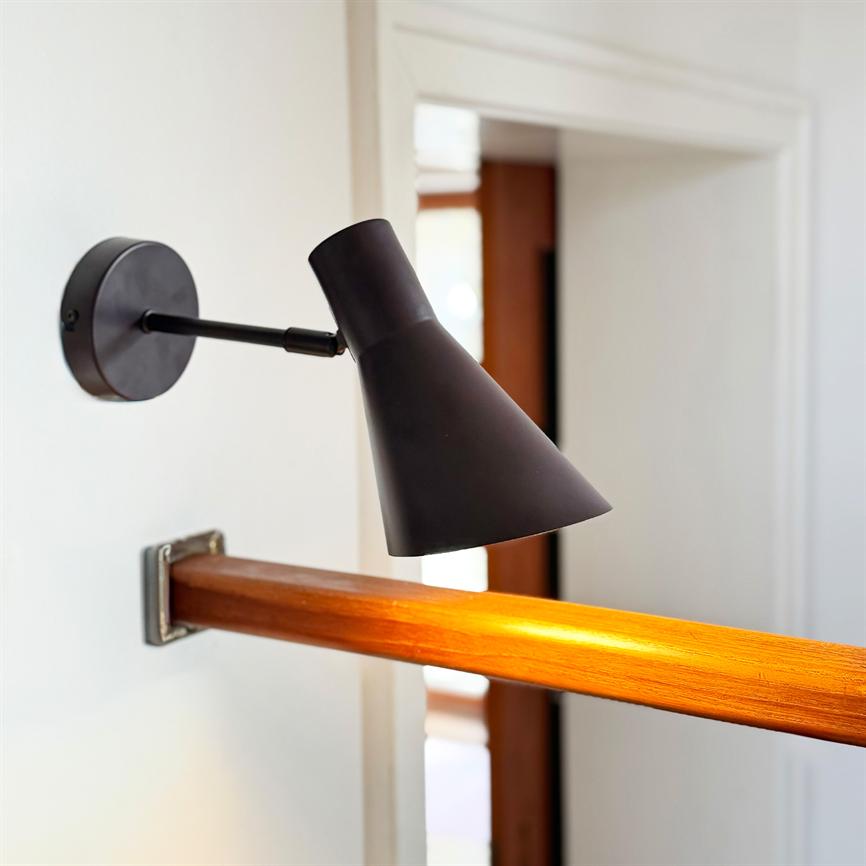 DL12 Væglampe - Brun