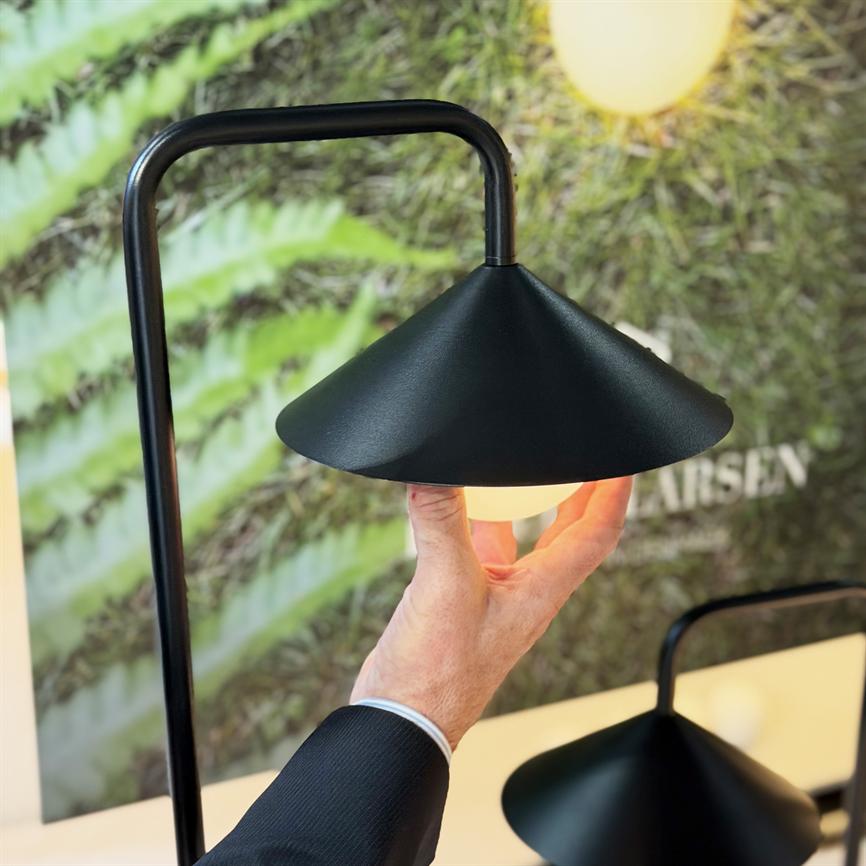 Nova Udendørs Gulvlampe Med Lyskugle Og Fjernbetjening